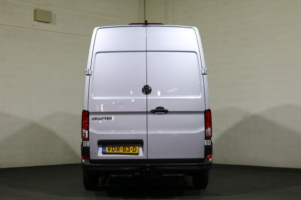 Volkswagen Crafter 2.0 TDI 140pk L3 H3 Automaat Airco Navigatie Trekhaak