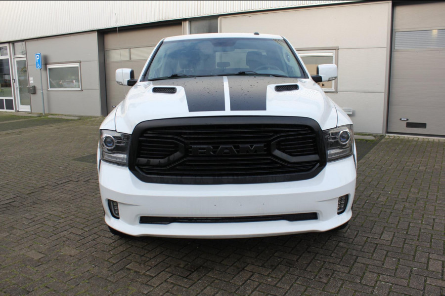 Dodge Ram 1500 Sport 5.7 V8 4x4 Crew Cab LPG 6 persoons Jagermeister