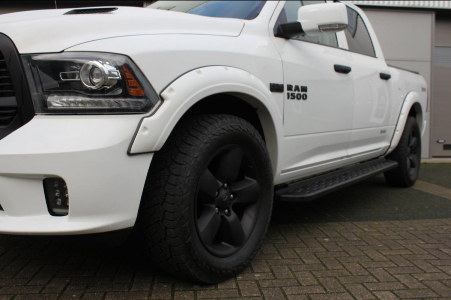 Dodge Ram 1500 Sport 5.7 V8 4x4 Crew Cab LPG 6 persoons Jagermeister