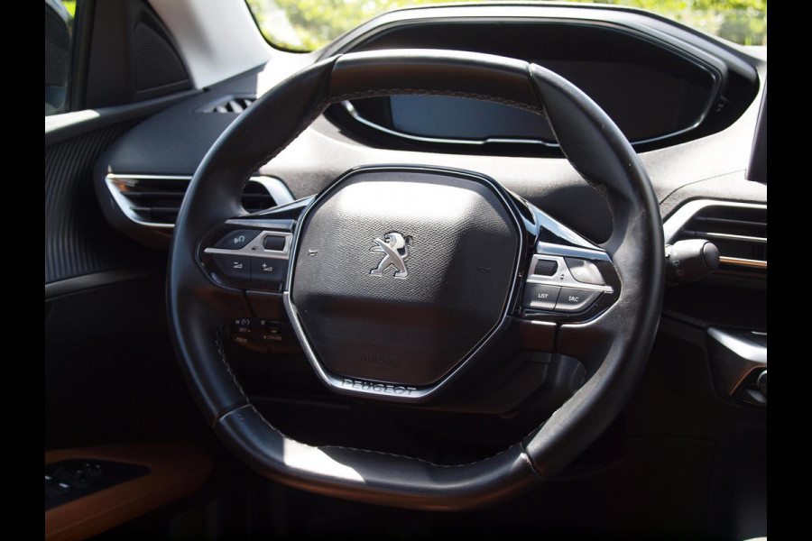 Peugeot 3008 1.2 PureTech Blue Lease Executive | Apple Carplay | Cruise Control | Leer | Dealeronderhouden |