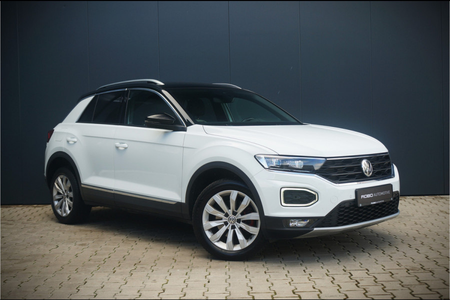 Volkswagen T-Roc 1.5 TSI Sport DSG | Automaat | Virtual | PDC | Apple Carplay | Ambient light | Leer | Led | NAP | BTW | Adaptive Cruise Control |