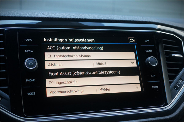 Volkswagen T-Roc 1.5 TSI Sport DSG | Automaat | Virtual | PDC | Apple Carplay | Ambient light | Leer | Led | NAP | BTW | Adaptive Cruise Control |