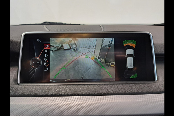 BMW X5 M50d Panoramadak Navigatie Full-led