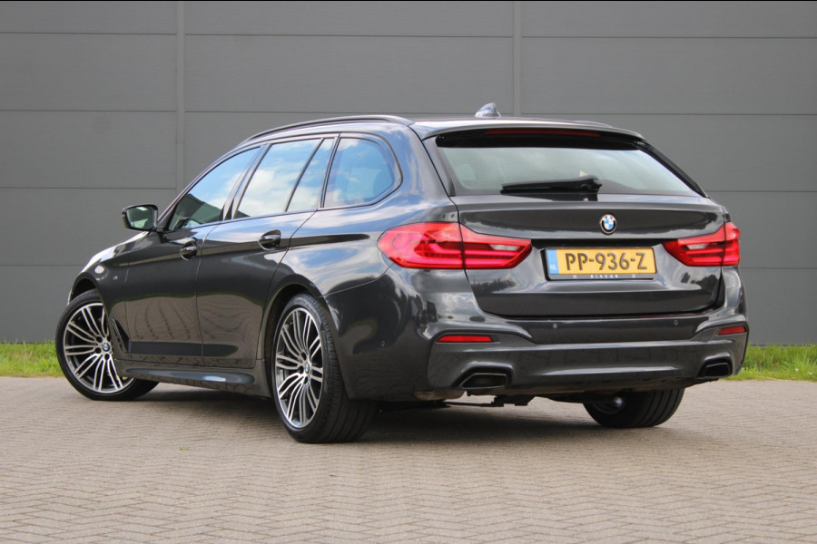 BMW 5 Serie Touring 530i High Executive M-Pakket Panodak !!NIEUWBINNEN!!