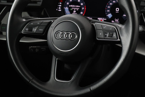 Audi A3 35 TFSI | Carplay | Stoelverwarming | Full LED | Adaptive Cruise | Camera | DAB+ Climate control | Bluetooth