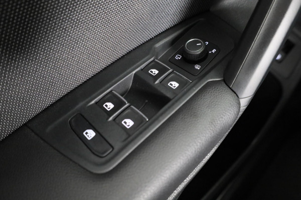 Seat Tarraco 1.4 TSI e-Hybrid PHEV FR 245 pk Automaat (DSG) | Navigatie | Elektr. trekhaak | Parkeersensoren (Park assist)  | Rondomzicht camera | Stoelverwarming v/a |