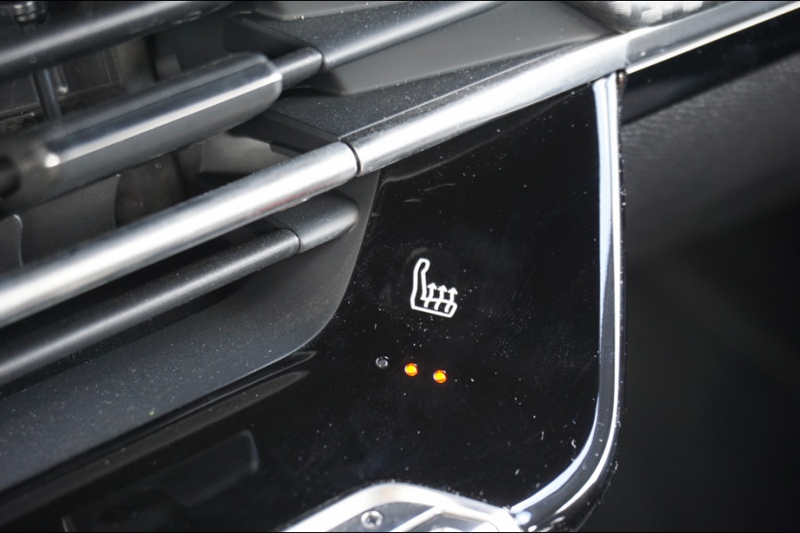 Peugeot 208 100PK Allure Pack CARPLAY | STOELVERW. | KEYLESS | CAMERA | LUXE