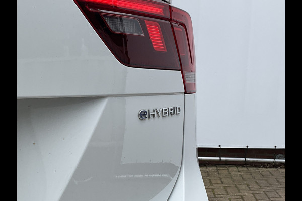 Volkswagen Tiguan 1.4 TSI eHybrid R-Line IQ-Light Stoel/Stuurverw Apple/android Business+