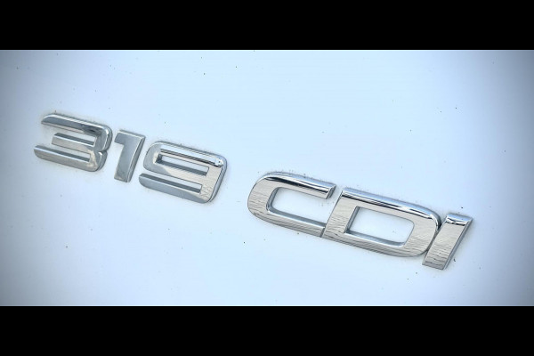 Mercedes-Benz Sprinter 319 3.0 CDI L3H2 EURO VI-D 6 CILINDER