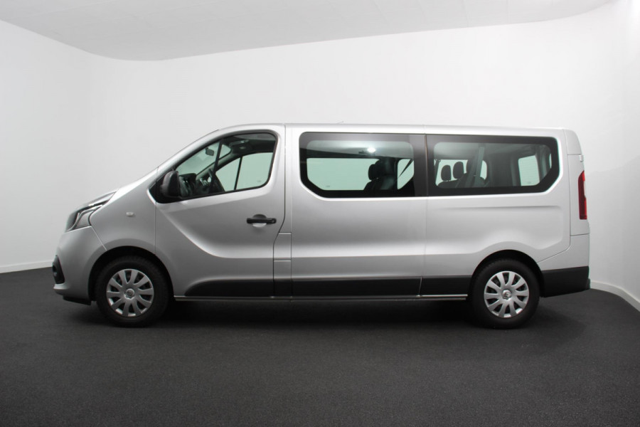 Renault Trafic Passenger 1.6 dCi Grand Authentique Energy L2H1 8 persoons ! incl. BPM | Navigatie | Airco voor en achter | Parkeer sensoren | Cruise Control | Bumpers in kleur