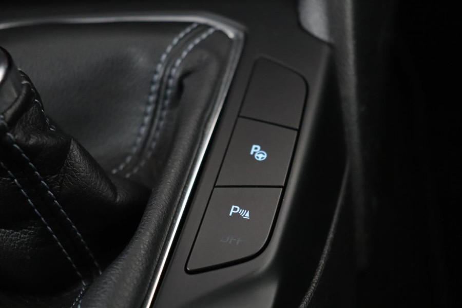 Ford Focus 1.5 EcoBoost Active | 1e eigenaar | Stoel & stuurverwarming | Adaptive cruise | Camera | Full LED | B&O | Trekhaak | Keyless | Carplay | Climate control | Navigatie