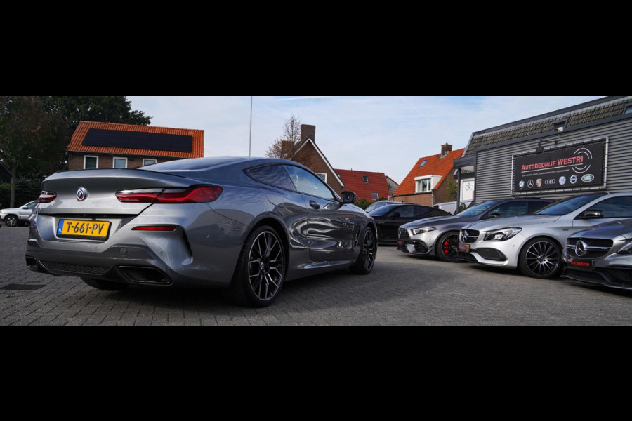 BMW 8 Serie 840i xDrive High Executive M-pakket | Carbon | 2023 Navi | Adaptieve cruise | Head up display | Nieuwprijs €156.000,-