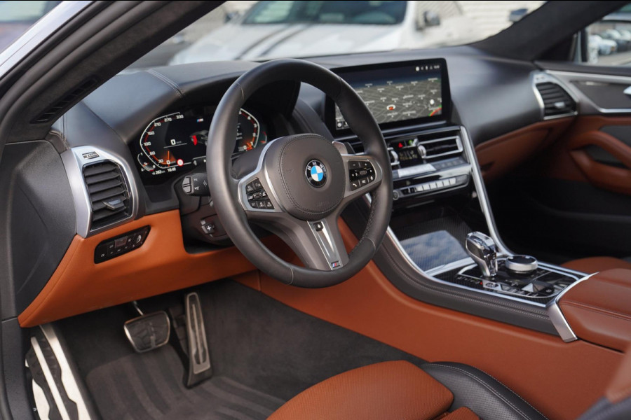 BMW 8 Serie 840i xDrive High Executive M-pakket | Carbon | 2023 Navi | Adaptieve cruise | Head up display | Nieuwprijs €156.000,-