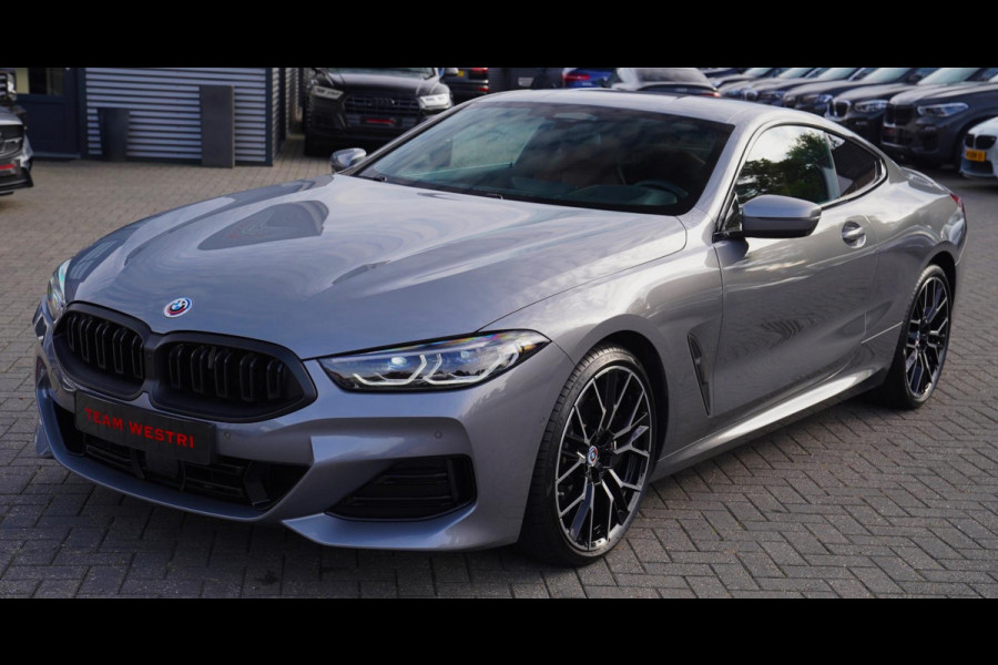 BMW 8 Serie 840i xDrive High Executive M-pakket | Carbon | 2023 Navi | Adaptieve cruise | Head up display | Nieuwprijs €156.000,-