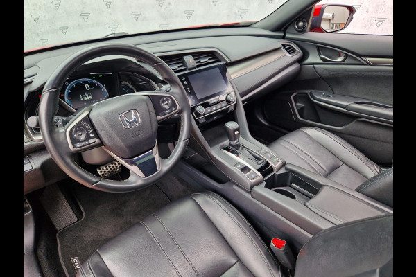 Honda Civic 1.0 i-VTEC Executive Automaat | Leer | Pano | Navi | PDC | Android Auto / Apple Carplay | Stoelverwarming | BSD |