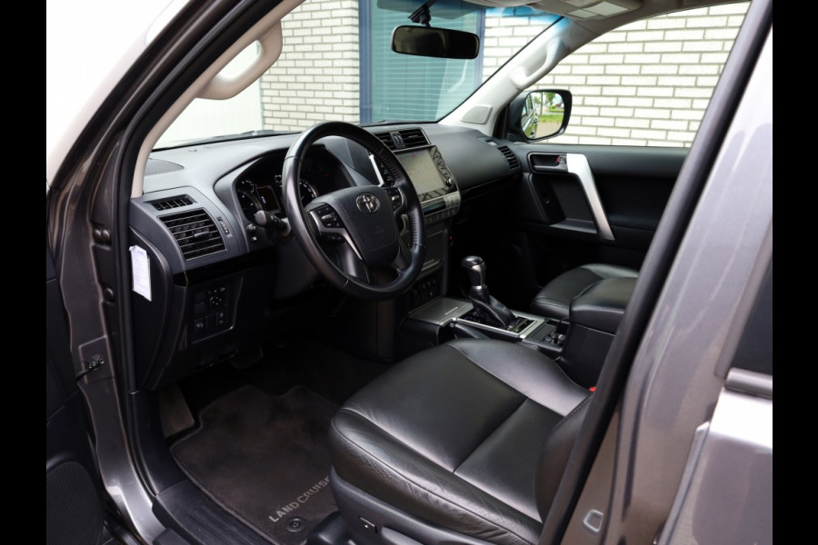 Toyota Land Cruiser 2.8 D-4D Challenger Blind Van | Automaat | Leder | Carplay |