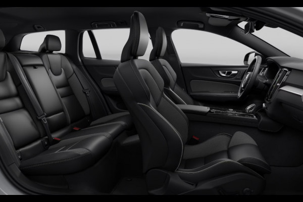 Volvo V60 T6 350PK Automaat Recharge AWD Plus Dark / Adaptieve cruise control / BLIS / Stoel en stuurwielverwarming / Parkeersensoren met Camera / 19"velgen / keyless entry / elektrische stoelen / Harman kardon Audio /
