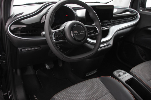 Fiat 500 -e 42 kWh 118pk Icon | Actieradius WLTP 329km! | Navigatie | Apple Carplay/Android Auto | Cruise Control | Comfort-pakket | Climate Control