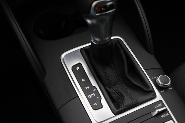 Audi A3 Sportback 1.0 TFSI Pro Line Automaat Bi-Xenon, Airco, Cruise, Navigatie, Vermoeidheidsherk., PDC, 17''