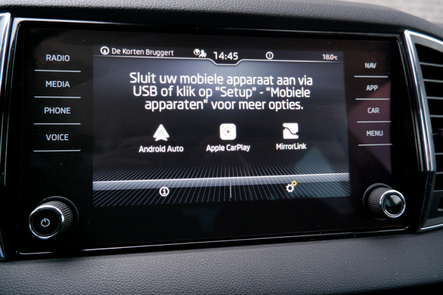 Škoda Karoq 1.5 TSI ACT Style | LED | Elek. Trekhaak | Virtual Cockpit | Camera | PDC