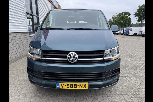 Volkswagen Transporter 2.0 TDI 150pk DSG automaat L2H1 Highline / vaste prijs rijklaar € 22.950 ex btw / lease vanaf € 410 / airco / cruise / navi / camera / trekhaak 2500 kg / pdc voor en achter !