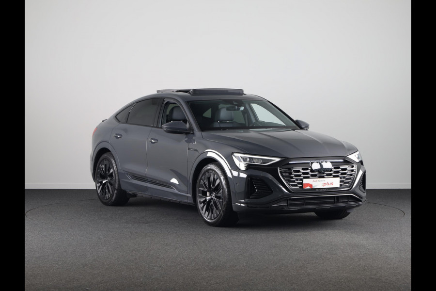 Audi Q8 Sportback e-tron 55 quattro S Edition Competition 115 kWh 408pk | Panoramadak | 21 inch Lichtmetalen velgen | Stoelverwarming |