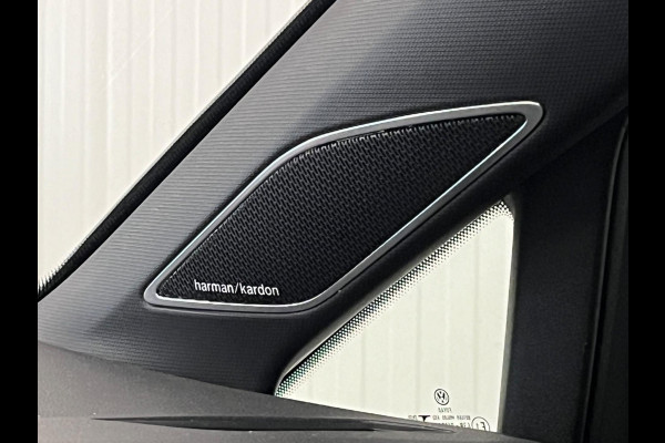 Volkswagen Golf 2.0 TSI GTI | PANO | HUD | HARMAN KARDON | IQ LIGHTS | LEDER