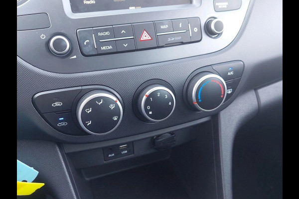 Hyundai i10 1.0i Comfort | navigatie | airco | cruise control