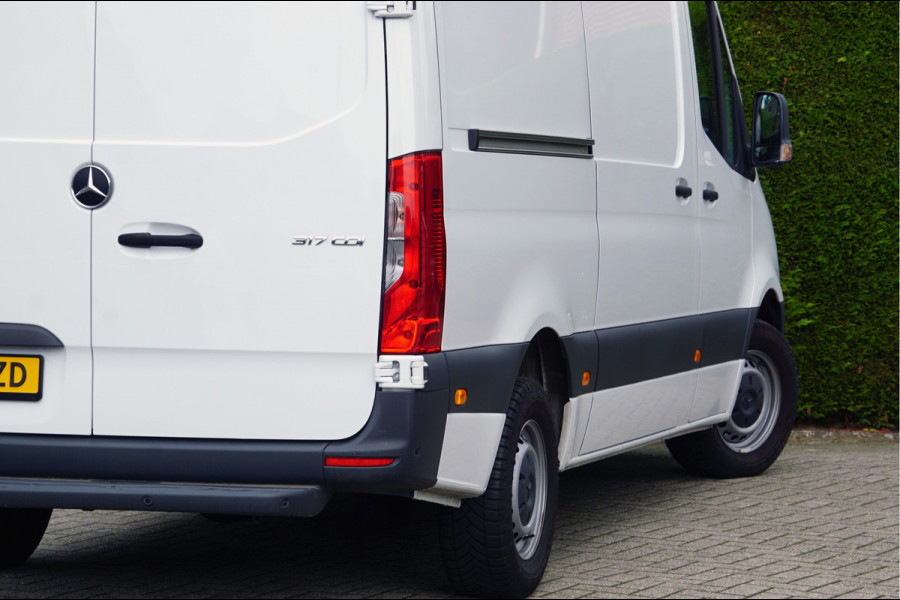 Mercedes-Benz Sprinter Sprinter 317 CDI L2H2 RWD BPM vrij | Airco Cruise Control Parkeersensoren