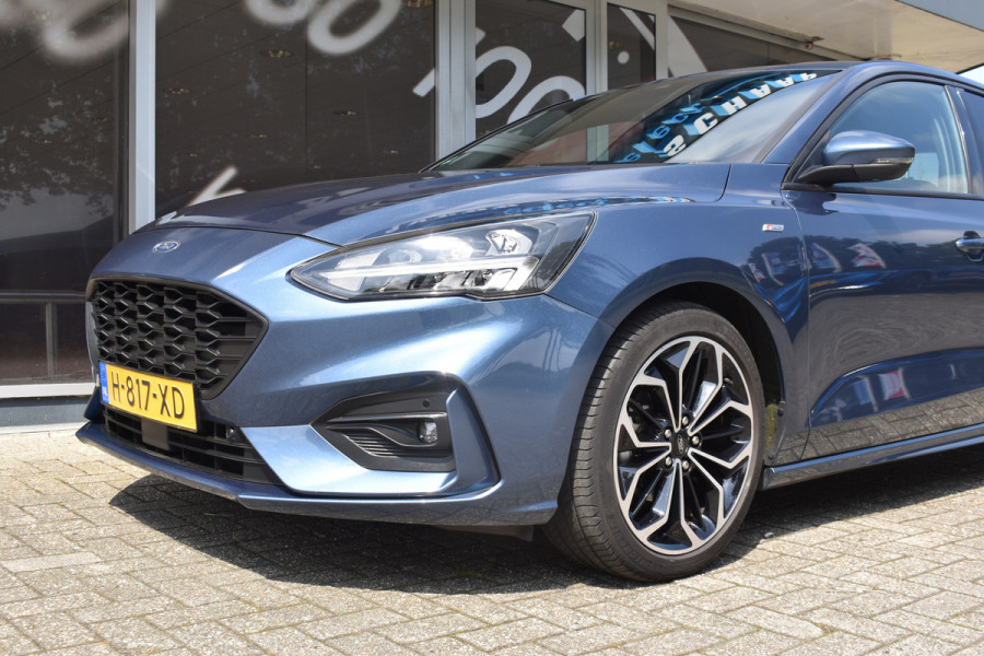 Ford Focus 1.0 EcoBoost ST Line Business / Privacy glas / Clima / 18" LM velgen / Keyless entry & start