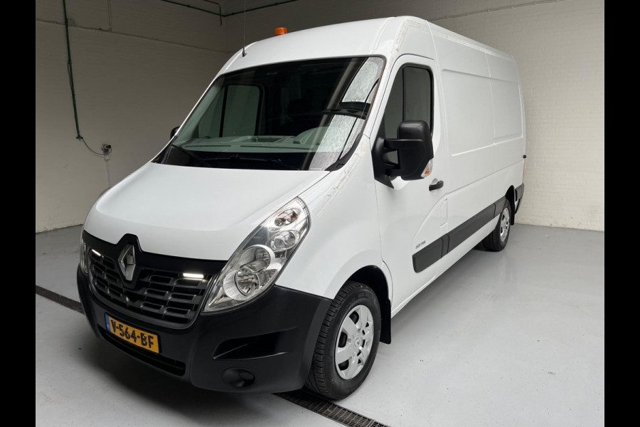 Renault Master SERVICEWAGEN T35 2.3 DCI 135PK L2H2 VICTRON V230 BOTT INRICHTING AIRCO STANDKACHEL TREKHAAK RIJKLAARPRIJS!