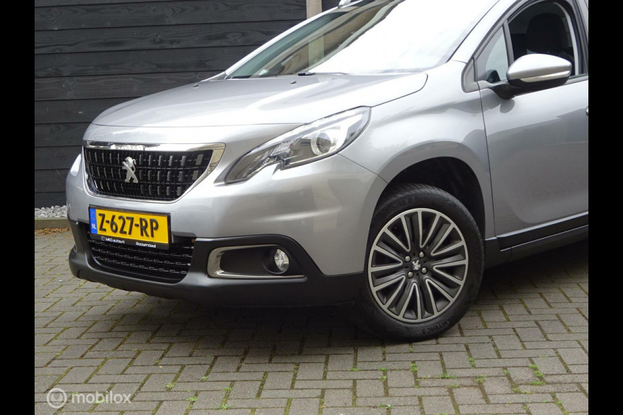 Peugeot 2008 1.2 PureTech Blue Lion