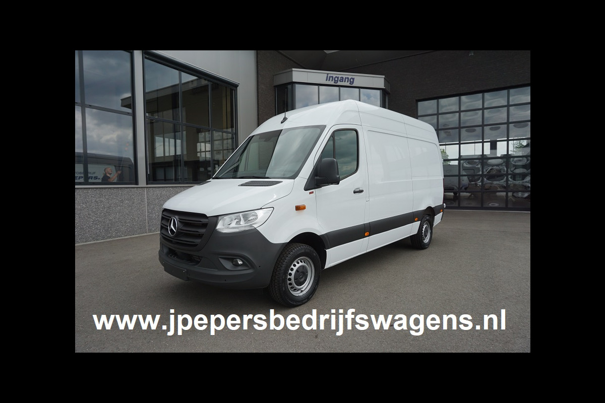 Mercedes-Benz Sprinter 317 CDI L2 H2 MBUX / 360 Camera / Navigatie / Cruise control / Airco / 270 Graden achterdeuren