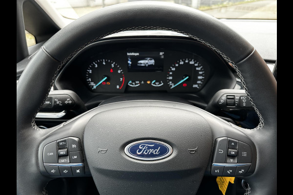 Ford Fiesta 1.0 EcoBoost 125pk MHEV Titanium Navigatie | Apple Carplay/Android Auto | Trekhaak | Full LED koplampen | Parkeersensor achter | Cruise Control | Stoel-en stuurverwarming | Voorruit verwarming | Climate Control