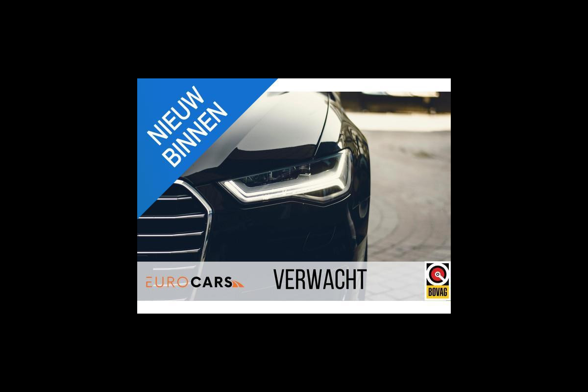 Volkswagen GOLF Variant 1.5 eTSI 130pk DSG Life | Navigatie | Apple Carplay/Android Auto | Inklapbare trekhaak | Parkeersensoren | Adaptive Cruise Control | Stoel- en stuurverwarming | Climate Control