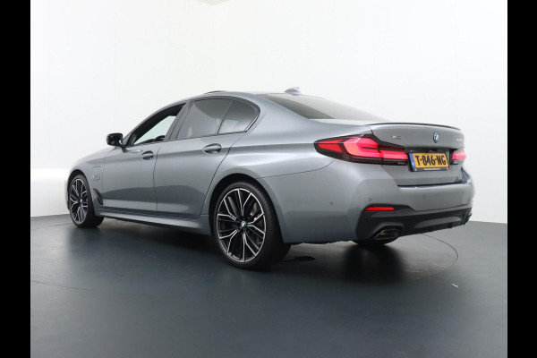 BMW 5 Serie 545e xDrive M-SPORT | ORG. NL. NAP KM. | PANO| NIEUWSTAAT | LASERLIGHT| ELEK. STOELEN| STUUR VERW.|