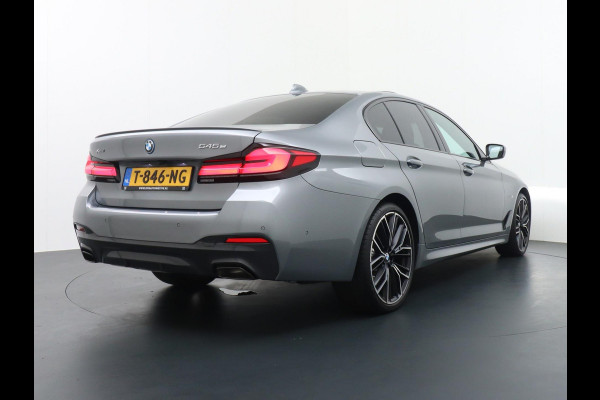 BMW 5 Serie 545e xDrive M-SPORT | ORG. NL. NAP KM. | PANO| NIEUWSTAAT | LASERLIGHT| ELEK. STOELEN| STUUR VERW.|