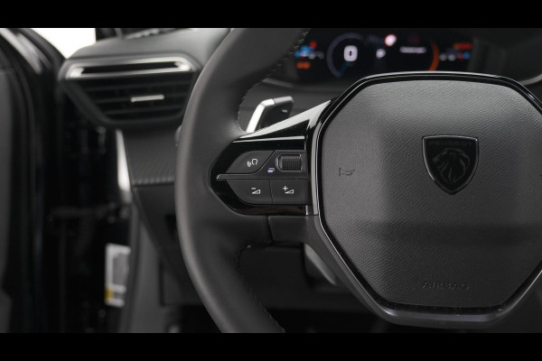 Peugeot 2008 PureTech 130 EAT8 Allure | Nieuw Model | 360 Camera | Dodehoekdetectie | Stoelverwarming | Apple Carplay