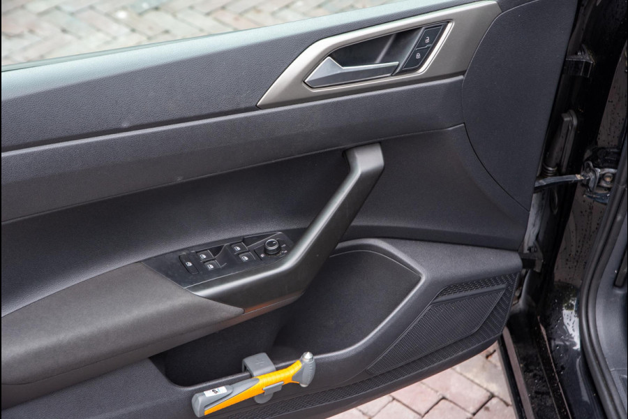 Volkswagen Polo 1.0 TGI Comfortline AIRCO DAB+ ADAPTIEVE CRUISE CONTROL 17' INCH LICHTMETALEN VELGEN