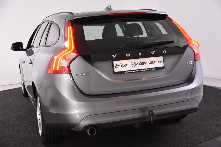 Volvo V60 2.0 D3 Summum *Navigatie*Stoelverwarming*Trekhaak*