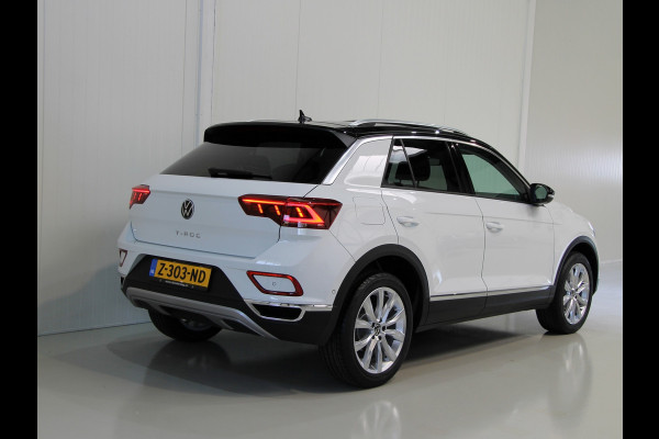Volkswagen T-Roc 1.0 TSI Style | Pano dak | Beats