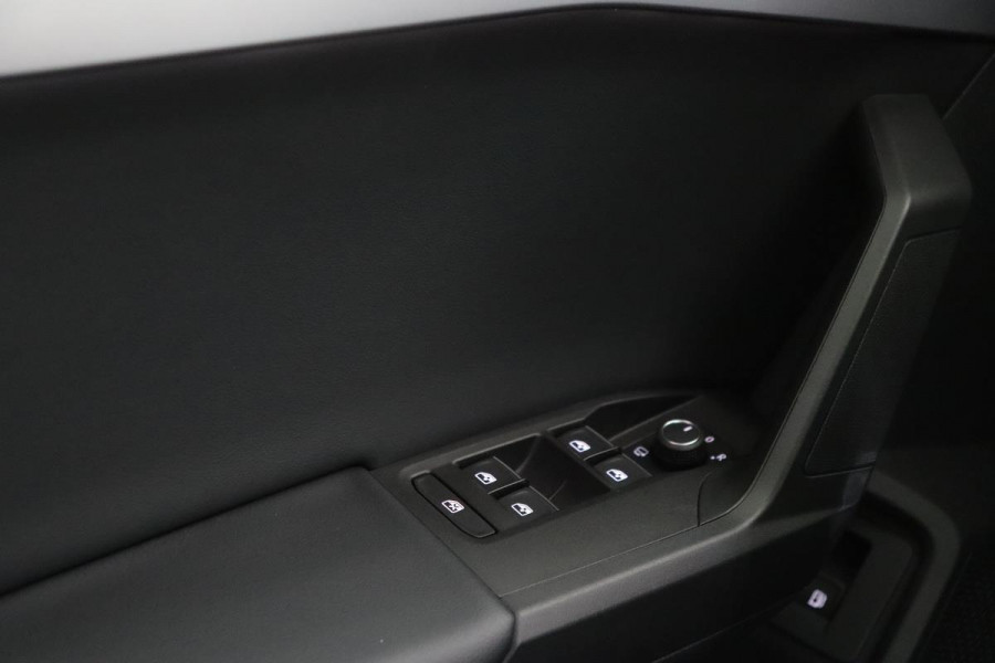 Seat Leon 1.4 TSI eHybrid FR PHEV | Trekhaak | Stoel & stuurverwarming | Adaptive cruise | Carplay | Navigatie | Full LED | Keyless | Virtual Cockpit