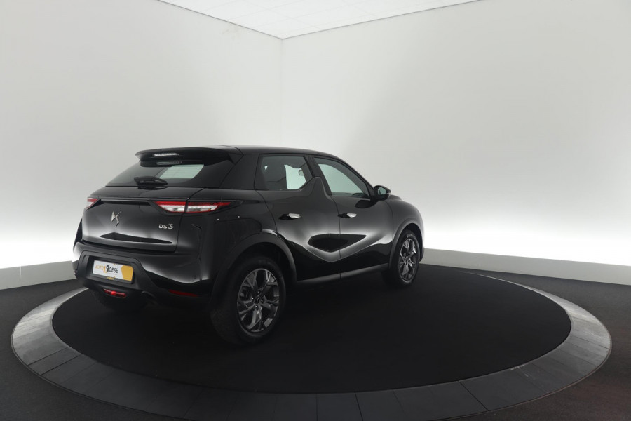 DS DS 3 Crossback PureTech 100 Montmartre | Parkeersensoren | Apple Carplay | Allseason Banden | Navigatie | Climate Control