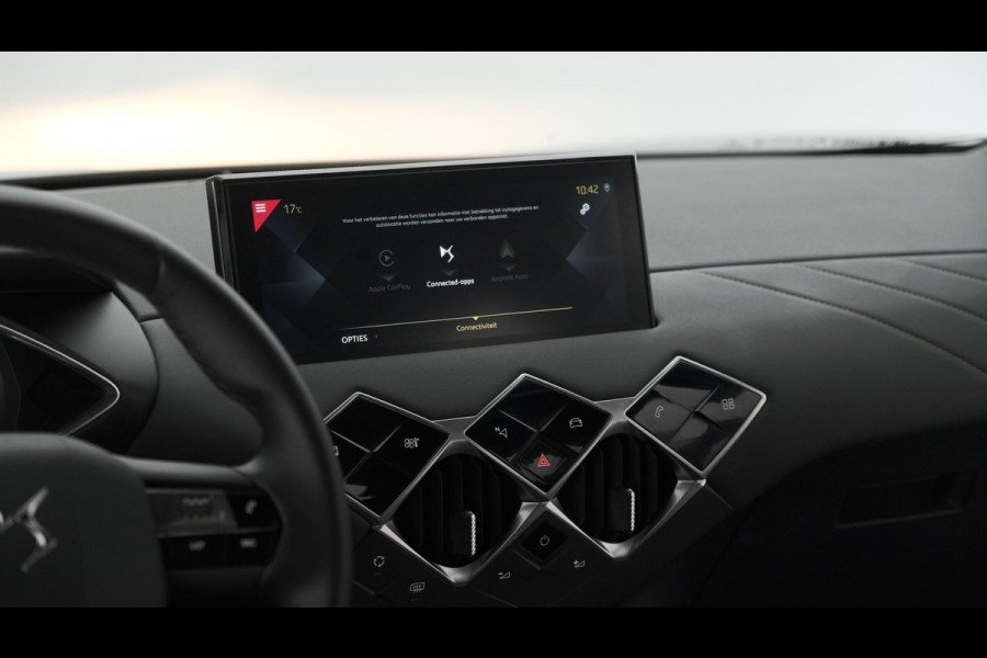 DS DS 3 Crossback PureTech 100 Montmartre | Parkeersensoren | Apple Carplay | Allseason Banden | Navigatie | Climate Control