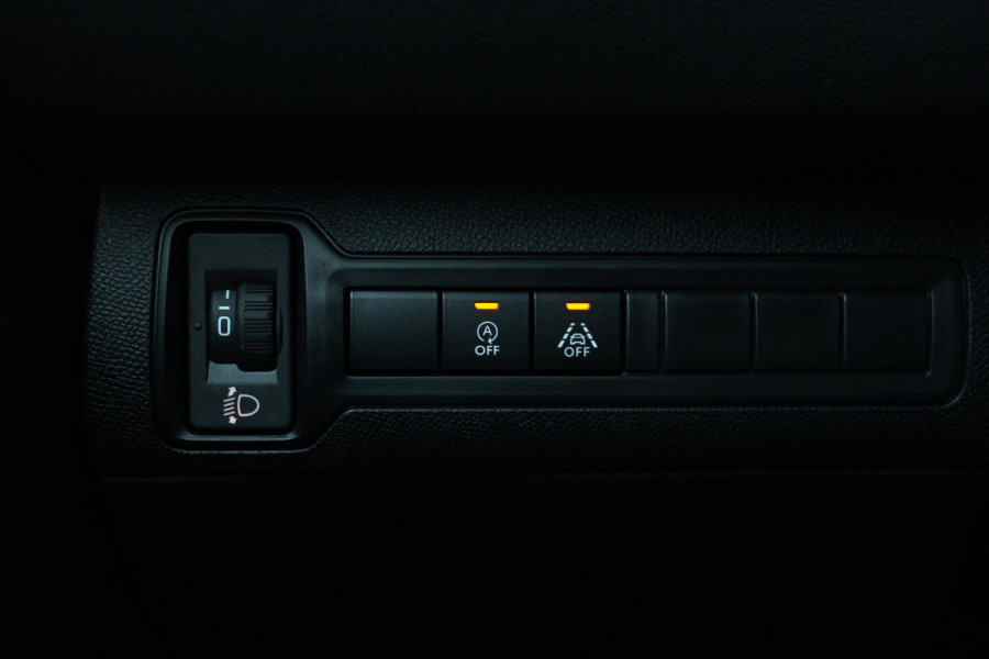 Peugeot 308 1.2 130PK AUTOMAAT BLUE LEASE PREMIUM | PANORAMA DAK | ACHTERUITRIJ CAMERA | NAVIGATIE 10" TOUCHSCREEN | APPLE CARPLAY/ANDROID AUTO | DAB+ RADIO | TREKHAAK | CLIMATE CONTROL | ADAPTIVE CRUISE CONTROL | LICHTMETALEN VELGEN 16" | ALL SEASON BANDEN |