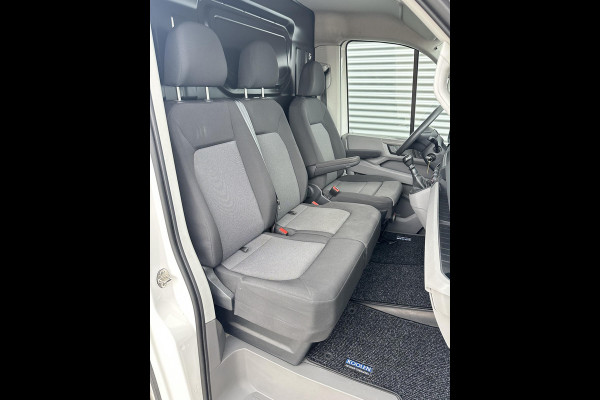 Volkswagen Crafter 2.0 TDI L4H3 Zeer mooi dealer onderhouden.