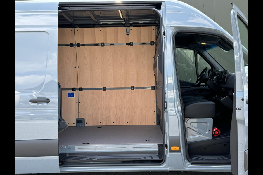 Mercedes-Benz Sprinter 317 L2 Trekhaak 3500kg Camera Navigatie Cruise Clima Pdc Keyless Leder+verwarming