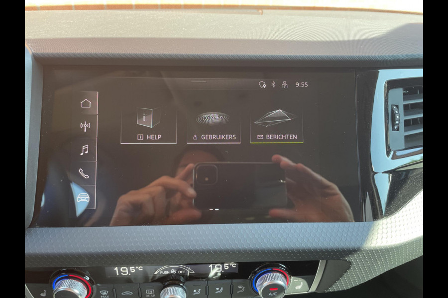 Audi A1 Sportback 30 TFSI 110pk S-tronic S-line Navigatie | Apple Carplay/Android Auto | Parkeersensoren | Camera | Cruise control | Stoelverwarming | Full LED | Climate control | Virtual Cockpit