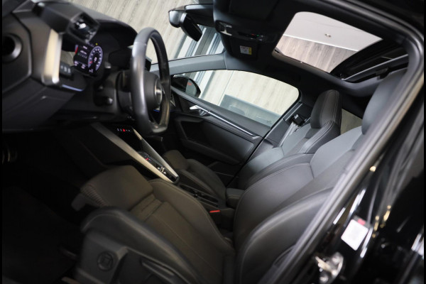 Audi A3 Sportback 35 TFSI S Line / 150 PK / AUT / B & O / Virtual Cockpit / Open Panoramadak / Navi / ACC / Ecc / Led / Pdc / 18 I