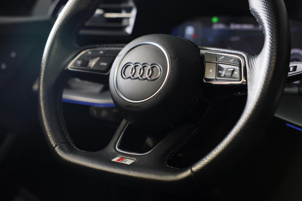 Audi A3 Sportback 35 TFSI S Line / 150 PK / AUT / B & O / Virtual Cockpit / Open Panoramadak / Navi / ACC / Ecc / Led / Pdc / 18 I